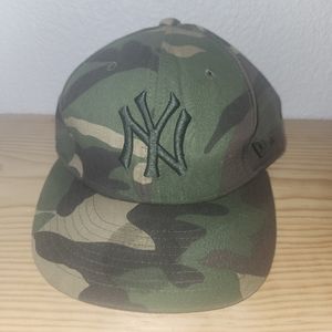 Camo NY Fitted New Era Cap 7 3/8